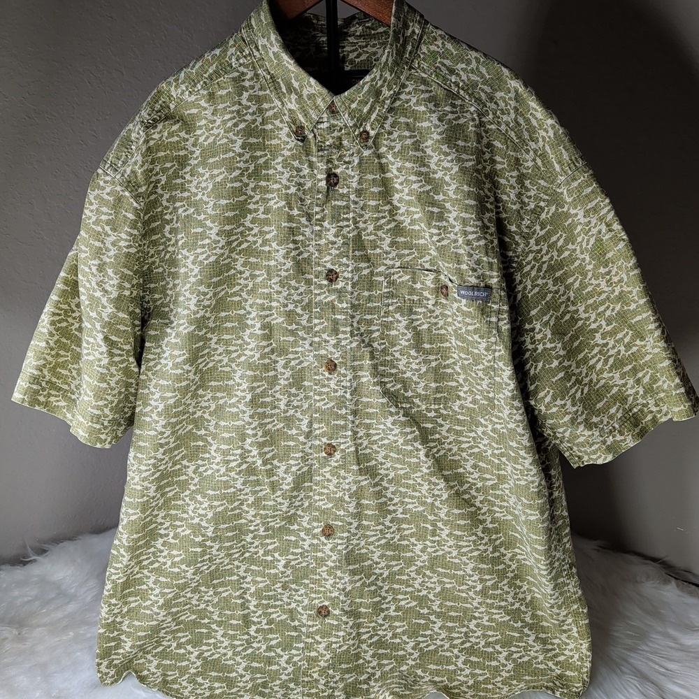 Woolrich Button Down Shirt Mens XL Green Fish Print Short Sleeve Outdoor Casual